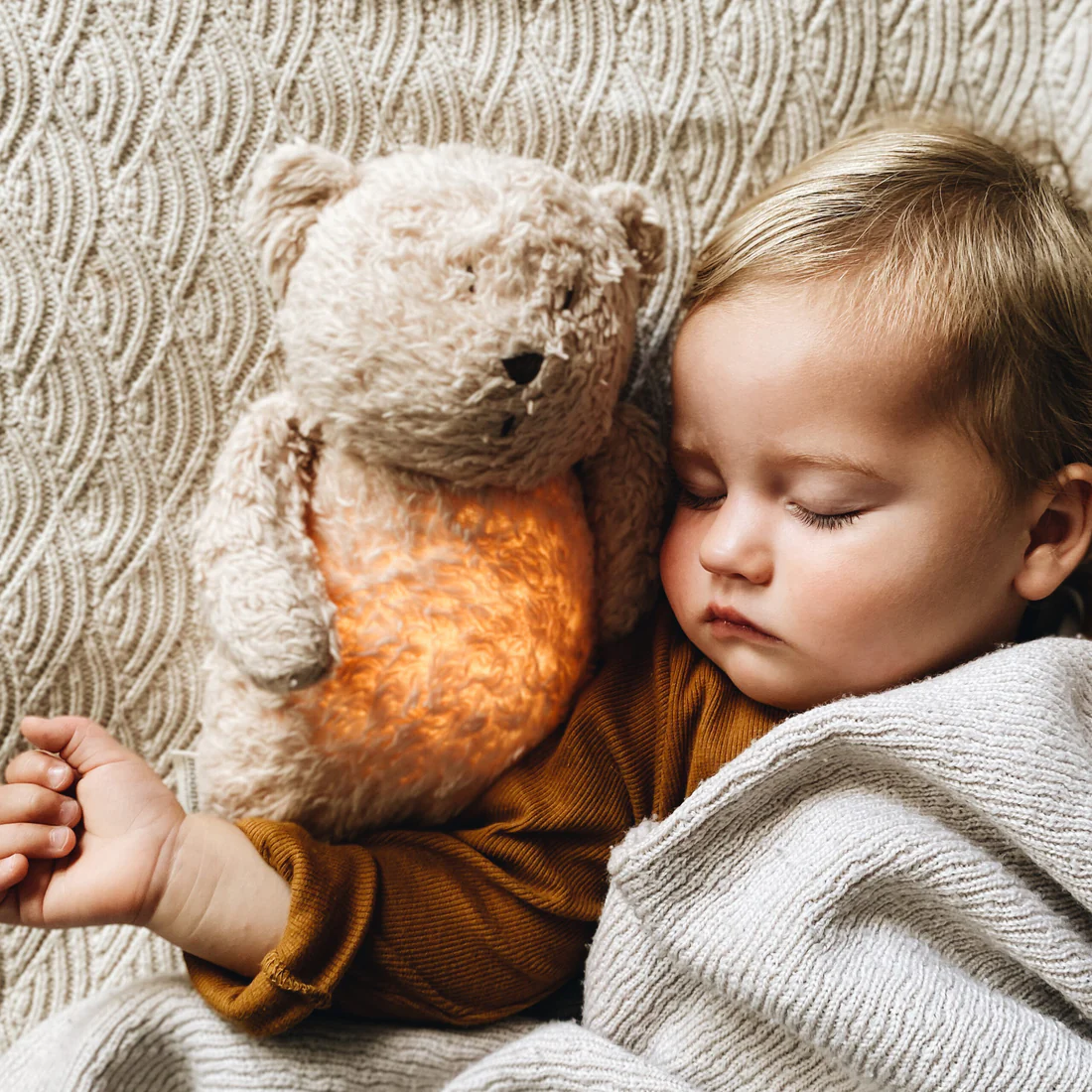 cutie-cloud-moonie-1