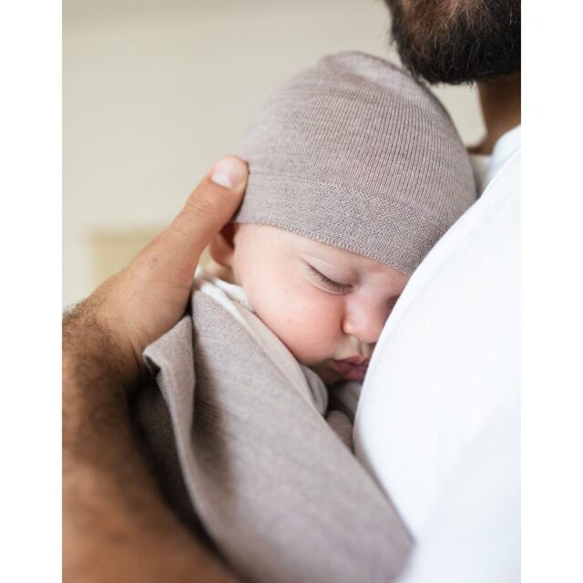 poofi-merino-set-kapa-i-dekica-poklon-za-bebe