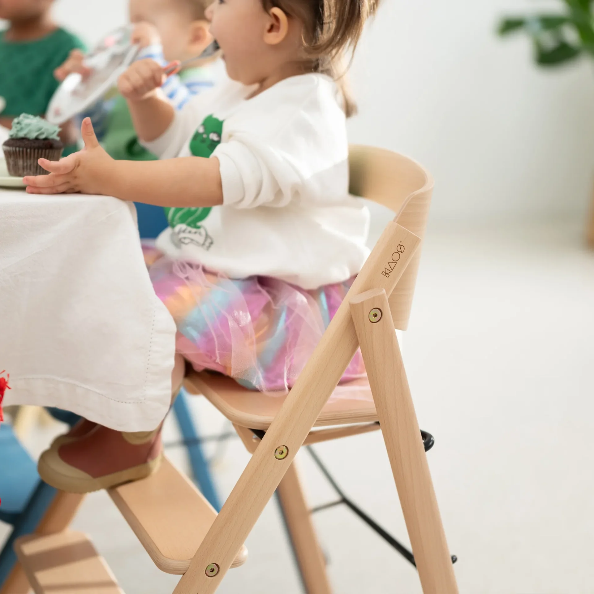 Kaos dječja hranilica i stolac