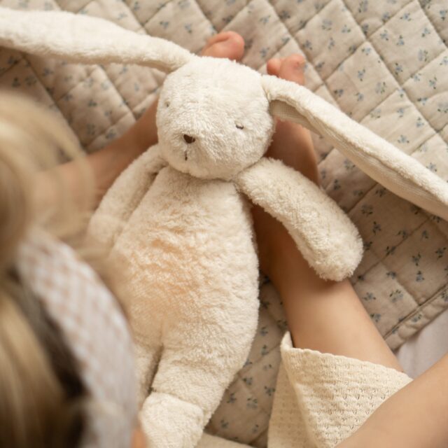 Ružičasti šum za bebe: kako Moonie može pomoći u večernjoj rutini?