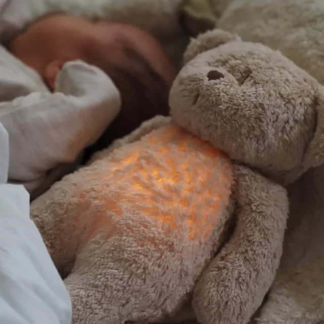 Ružičasti šum za bebe: kako Moonie može pomoći u večernjoj rutini?
